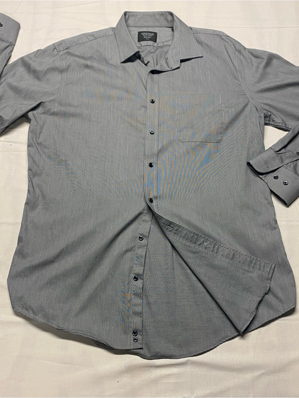 Nordstrom Men's Light Gray Button-Down Long Sleeve Shirt